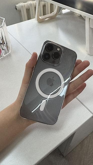 IPhone 13 Pro, Новый, 256 ГБ, Black Titanium, Чехол, 75 %