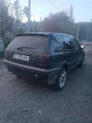 авто порше: Volkswagen Golf: 1993 г., Хэтчбэк — 3