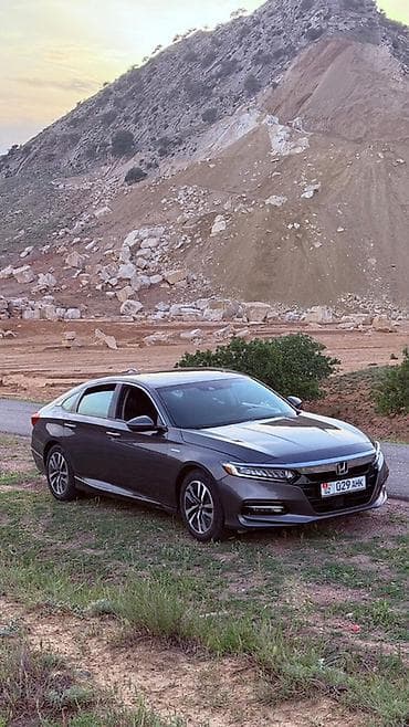 супорт ипсум: Honda Accord: 2019 г., 2 л, Вариатор, Гибрид, Седан — 4