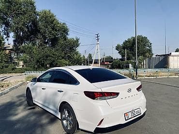 Продажа авто: Hyundai Sonata: 2021 г., 2 л, Автомат, Газ, Седан — 5