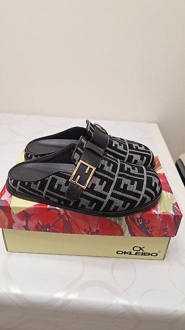 fendi: Сабо, 39, Fendi, Б/у, цвет - Черный, Самовывоз — 1