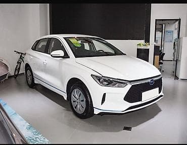 sonata 2017: BYD E2: 2021 г., Электромобиль, Хэтчбэк — 3