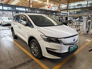 на мпв: JMEV : 2021 г., Электромобиль, Минивэн — 3