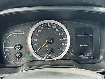 Toyota Levin: 2022 г., 1.8 л, Вариатор, Гибрид, Седан — 9