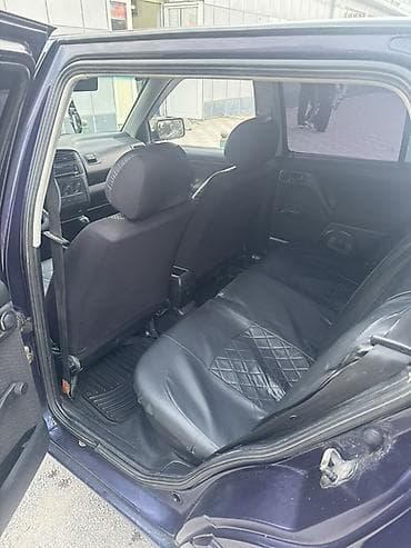 honda gets: Volkswagen Vento: 1997 г., 1.8 л, Механика, Бензин, Седан — 6