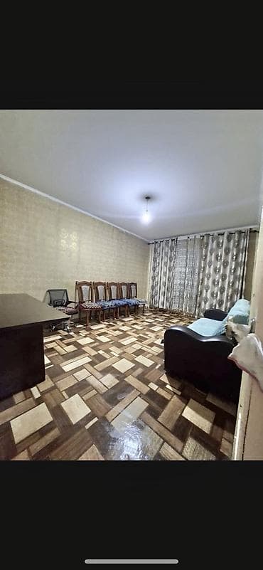 3 комнаты, 75 м², Нижний Джал (Джал-23) 105 серия, 2 этаж, Старый ремонт at lalafo.kg 3 комнаты, 75 м², Нижний Джал (Джал-23) 105 серия, 2 этаж, Старый ремонт