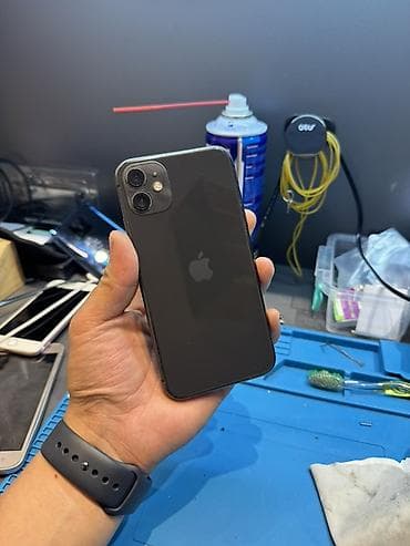 one plus: IPhone 11, Б/у, 64 ГБ, Черный, Защитное стекло, Чехол, 100 % — 1