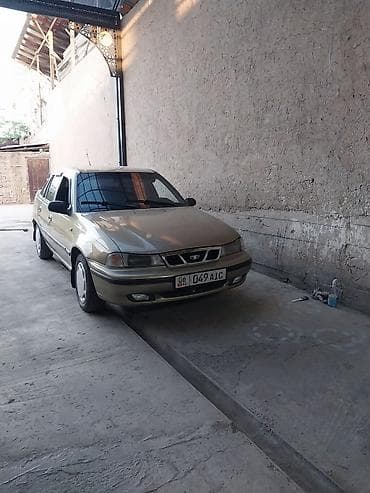 Daewoo Nexia: 2007 г., 1.6 л, Механика, Бензин, Седан