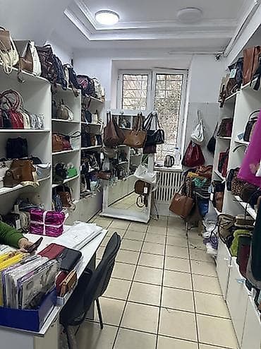 Манаса\Киевская Сдается часть магазина Площадь: 20м2 С ремонтом С