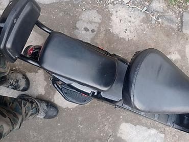 электронный мопет: Электроскутер городского типа - Компактная рама с низкой посадкой и — 6