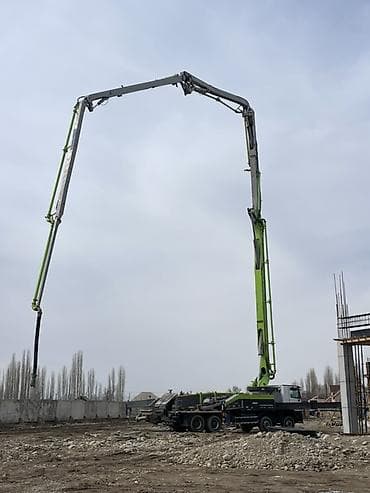 бетонасос: Бетононасос, Mercedes-Benz, 2012 г., более 60 м — 2
