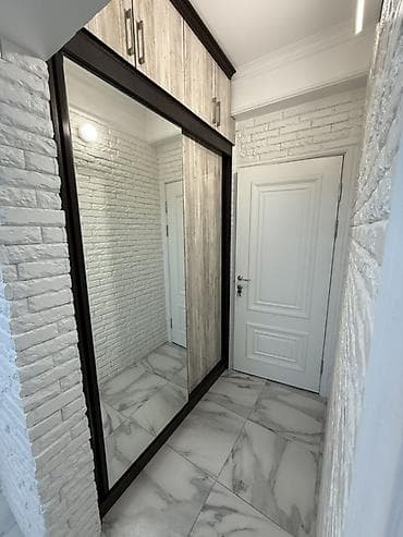 сдаю квартира город ош: 🏡 Продаётся 3-комнатная квартира в западном центре 📍 ул. Абдымомунова — 9