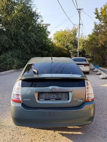 багажник тойота: Toyota Prius: 2005 г., 1.5 л, Вариатор, Гибрид, Хэтчбэк — 4