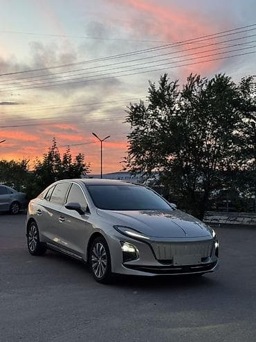 2022: Brilliance : 2022 г., Автомат, Гибрид, Седан — 1