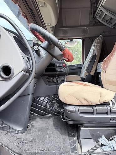 jac s7: Тягач, DAF, 2016 г., Бортовой — 9