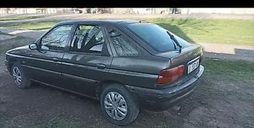 коврик для: Ford Escort: 1996 г., 1.6 л, Ручные, Бензин, Хэтчбэк — 2