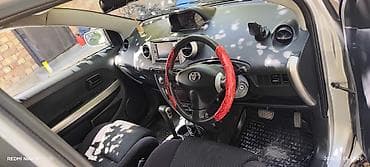 s coupe: Toyota Ist: 2003 г., 1.3 л, Автомат, Бензин, Хэтчбэк — 2