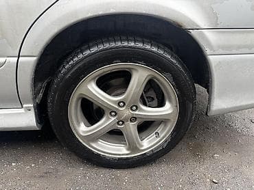 салон легаси: Subaru Legacy: 2001 г., 2 л, Автомат, Бензин, Универсал — 6