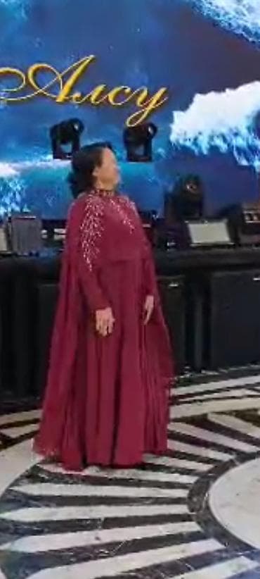 Вечернее платье, Пышное, Длинная модель, С рукавами, Шлейф, Камни, 3XL at lalafo.kg Вечернее платье, Пышное, Длинная модель, С рукавами, Шлейф, Камни, 3XL