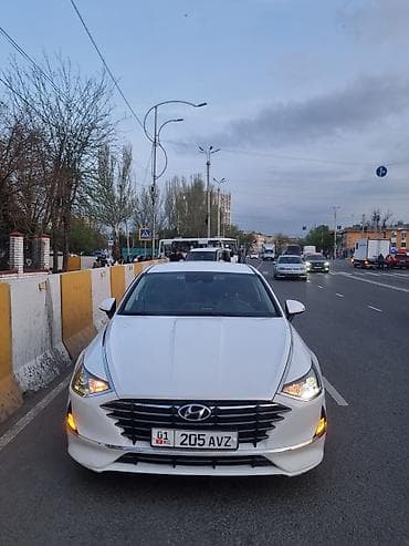 e class: Hyundai Sonata: 2020 г., 2 л, Автомат, Бензин, Седан — 9