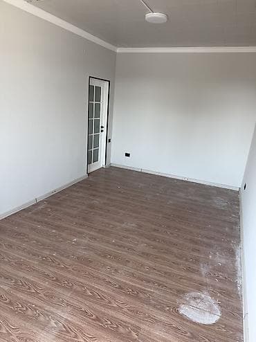 шагыл сокулук: Кеңселерди ижаралоо, 101 м², 1-катар, Өзүнчө кире бериши менен, Өзүнчө санитардык түйүнү менен — 5