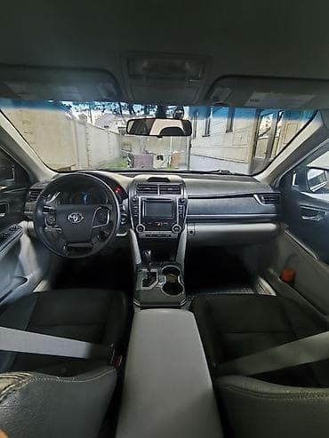 Toyota Camry: 2014 г., 2.5 л, Автомат, Гибрид, Седан — 4