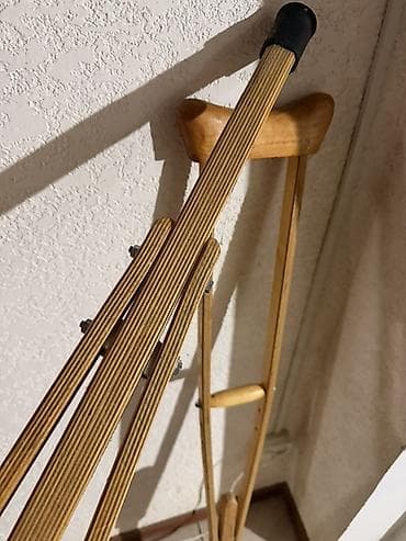 ферула цена: Продаю костыли ( балдак) хорошего качества - Материал: натуральное — 5