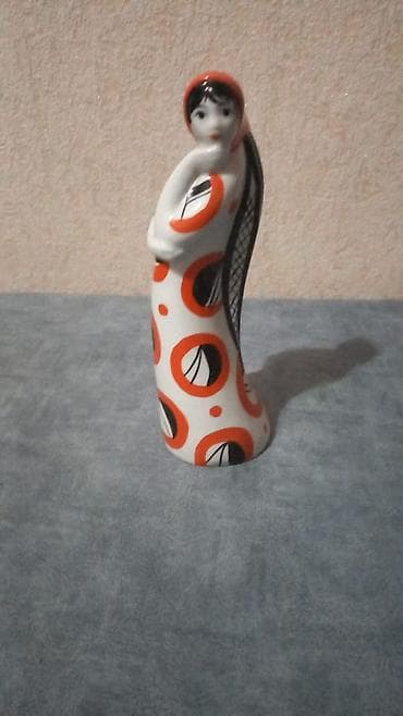 Стат. Гжель. 3500С - Материал: фарфор с глянцевой росписью. - Цвета