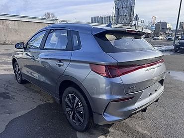 BYD: BYD E2: 2025 г., Вариатор, Электромобиль, Хэтчбэк — 3