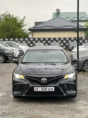 боковые: Toyota Camry: 2019 г., 2.5 л, Автомат, Бензин, Седан — 2
