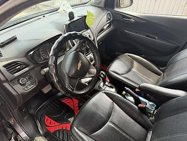 Продажа авто: Chevrolet Spark: 2016 г., 1 л, Автомат, Бензин, Хэтчбэк — 8