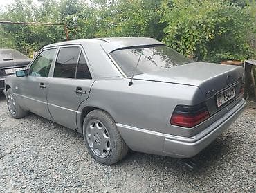 124 купе: Mercedes-Benz E-Class: 1991 г., 2.2 л, Механика, Бензин, Седан — 10