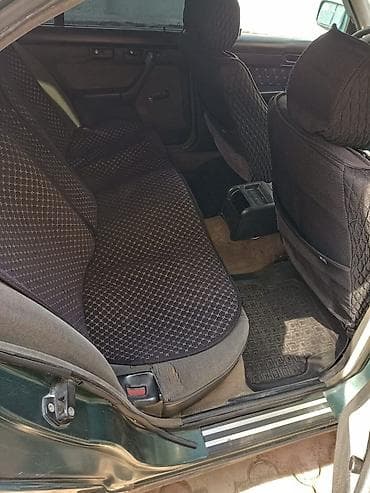 audu a6: Седан бизнес‑класса, темно‑зеленый цвет. Кузов классической формы с — 3