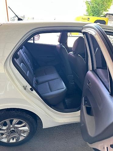 Продажа авто: Kia Morning: 2019 г., Автомат, Бензин, Хэтчбэк — 5