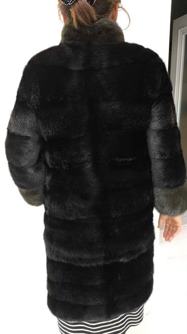 детские шапки с помпонами из натурального меха: Шуба, Норка, По колено — 2