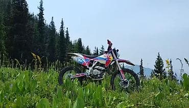 Эндуро-мотоцикл для бездорожья - Формат: легкий эндуро/кросс-кантри