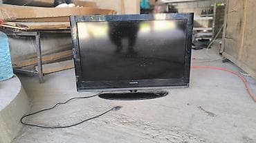 беспроводной проектор: Телевизор Grundig, диагональ приблизительно 32" (80 см). Плоская — 1