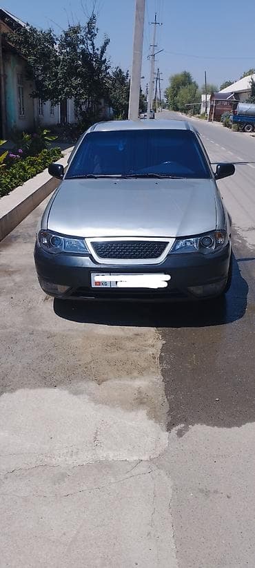 Унаа: Daewoo Nexia: 2008 г., 1.6 л, Кол менен иштөөчү, Газ, Седан — 1