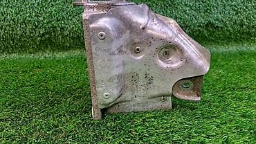 bmw e34 1995: Кронштейн двигателя Е53 рест 6 757 709 Год 2005 В отличном — 2