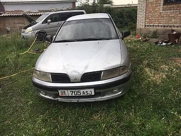 Mitsubishi Carisma: 2000 г., 1.6 л, Механика, Бензин, Седан