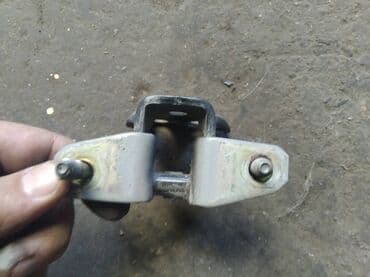 мицубиси аутлендер запчасти бу: Mitsubishi Outlander\Airtrek дверная петля, Митсубиси — 3
