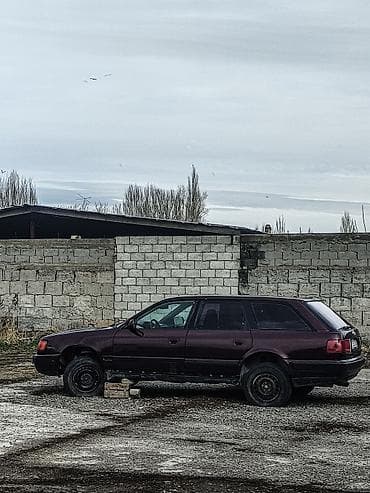 машина авария: Audi 100: 1993 г., 2.6 л, Механика, Бензин, Универсал — 2