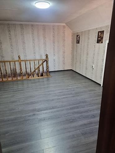 коттедж в капризе: Продаём дом 2 этажа. 2,8 сотки по документам,факт 3,5 сотки. 190м² — 10