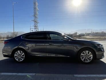 набор ключей в чемодане: Kia K7: 2017 г., 2.4 л, Автомат, Гибрид, Седан — 7