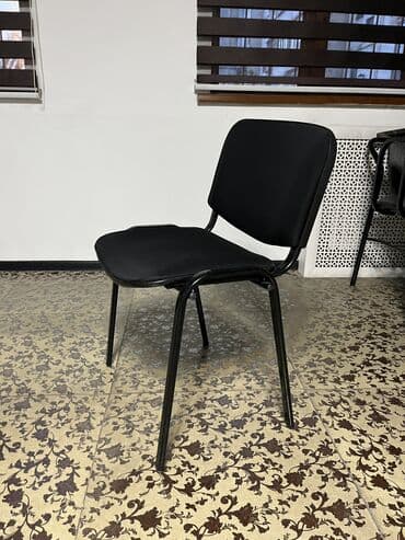 Офисная мебель: Стул для зала, Б/у, Железо — 1