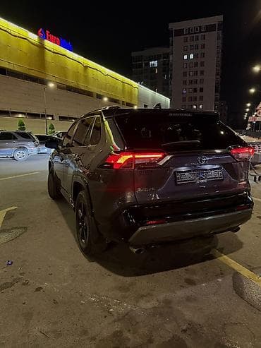 range rove: Toyota RAV4: 2020 г., Автомат, Гибрид, Кроссовер — 9