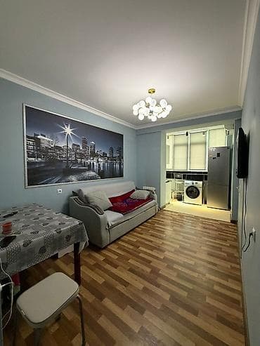 1010: 1 комната, 45 м², ул. Ахунбаева / Бакаева Элитка, 10 этаж, Свежий ремонт — 2