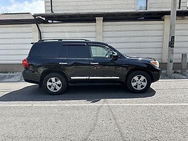 Toyota Land Cruiser: 2012 г., Внедорожник