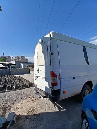 sprinter 2 7: Легкий грузовик, Mercedes-Benz — 6