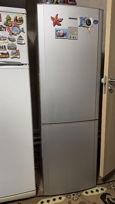 table fan: Холодильник Samsung, Двухкамерный — 1